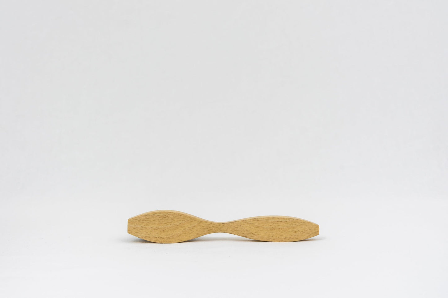 ypsons produit entretien brosse a daim vue de derriere