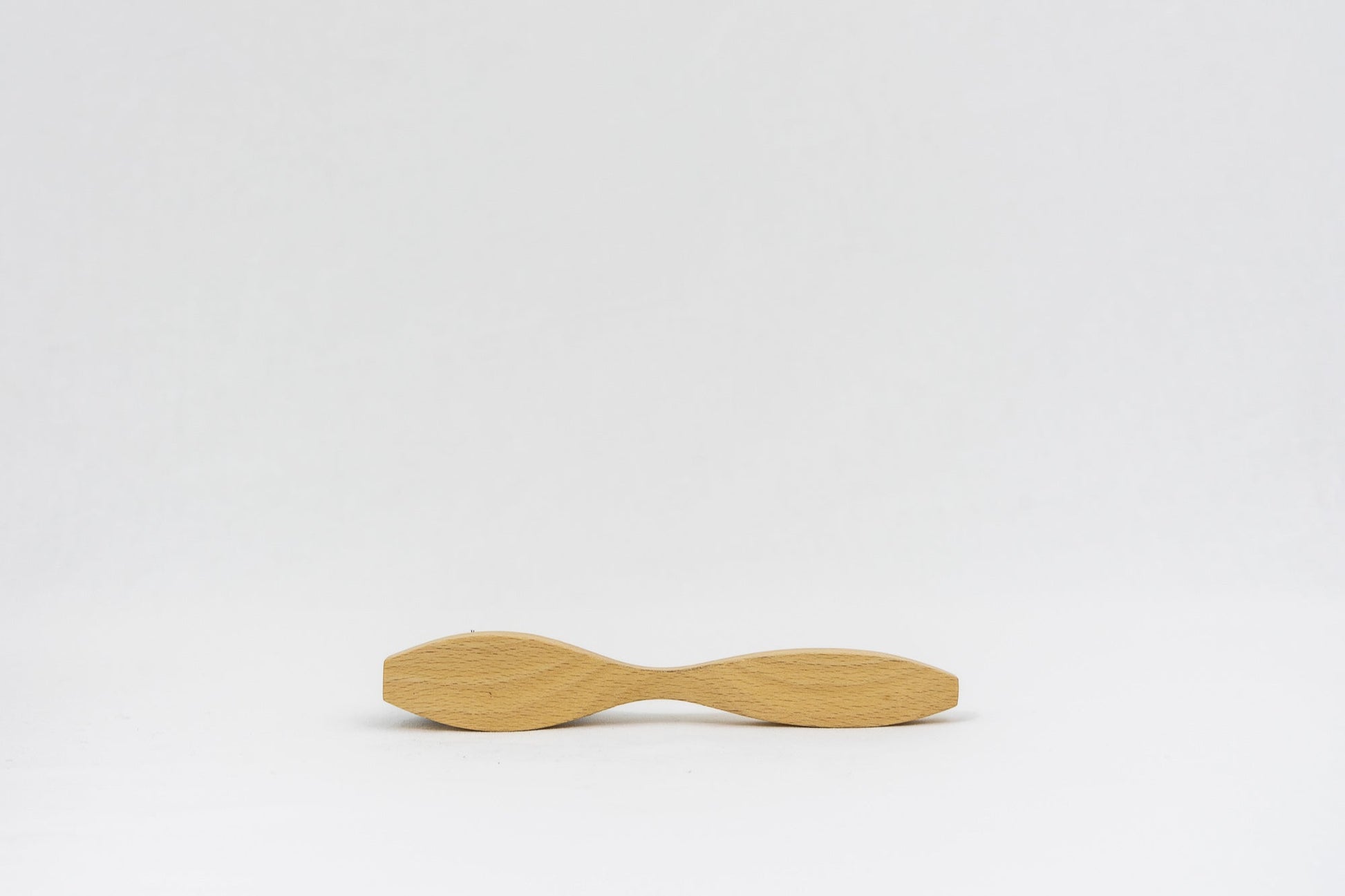 ypsons produit entretien brosse a daim vue de derriere