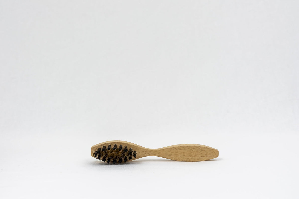 Brosse à daim ypsons produit entretien brosse a daim vue de face